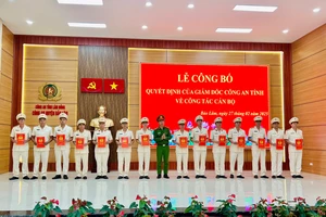 Công an Lâm Đồng công bố giải thể Công an cấp huyện