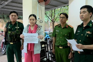 Cô gái 20 tuổi bị truy nã đặc biệt bị bắt khi nhập cảnh về Việt Nam