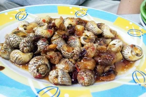 Ăn ốc chế biến không sạch coi chừng trúng độc