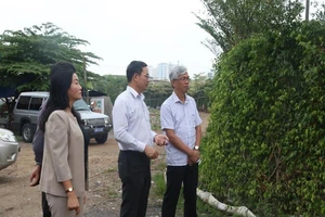 TP.HCM vận động người dân không xả rác ra đường và kênh rạch