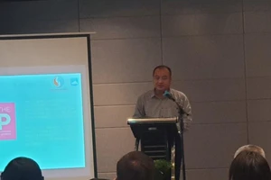 Chú trọng dùng hóa chất an toàn trong khâu dệt nhuộm 