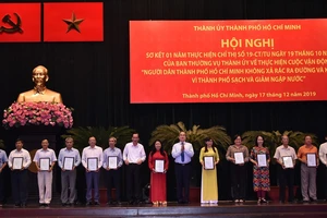 Nghiên cứu phạt lao động công ích người xả rác bừa bãi