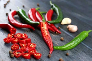 Những thực phẩm nên hạn chế ăn trong ngày nắng nóng