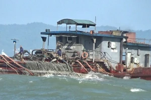 Khuyến khích sử dụng tro, xỉ làm vật liệu san lấp thay thế cát