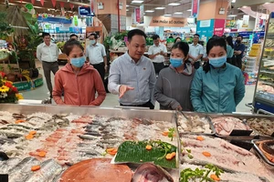 Dùng nước đá ‘bẩn’ để ướp hải sản có ảnh hưởng sức khỏe? 