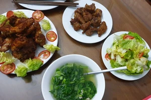 Thường xuyên ăn tối sau 19 giờ điều gì sẽ xảy ra cho cơ thể?