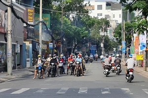 Cảnh báo tia cực tím ở TP.HCM cao, có lúc nguy hiểm