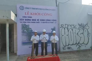 Quận 1, TP.HCM bắt đầu cải tạo nhà vệ sinh công cộng