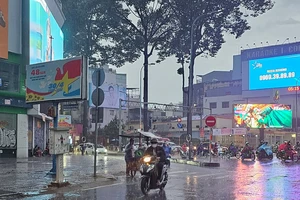 Mưa diện rộng ở Nam bộ sẽ kéo dài đến cuối tháng 10