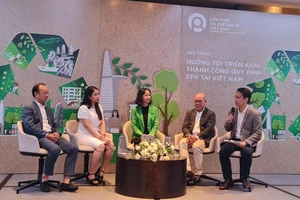 Cần chính sách hỗ trợ việc tái chế rác thải để làm nguyên liệu sản xuất