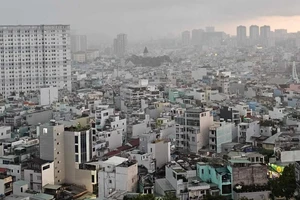 Vì sao diện tích xây nhà ở tại TP.HCM thiếu trầm trọng so với chỉ tiêu?