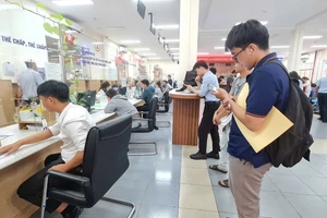 Gần 9.000 hồ sơ đất đai bị ách tắc: Áp dụng bảng giá đất cũ là phù hợp quy định