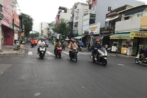 Dự báo cuối tuần, TP.HCM và các tỉnh Nam Bộ có mưa và sương mù