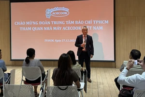 Bồi dưỡng kiến thức về môi trường, phát triển bền vững cho phóng viên