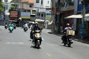 Hôm nay TP.HCM mưa giảm, khu vực Nam Bộ gia tăng nắng nóng