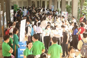 Nhiều cơ hội việc làm cho sinh viên ngành điều dưỡng - kỹ thuật y học 