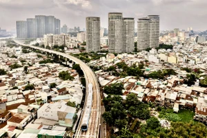 TP.HCM xem xét trường hợp người đi làm xa được mua nhà ở xã hội