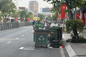 TP.HCM làm gì để xử lý khối lượng rác tăng gấp đôi dịp Tết?