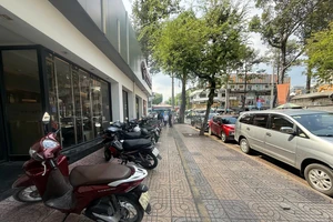 Phường An Đông: Cấp phép và thu phí sử dụng tạm thời lòng đường, vỉa hè qua app
