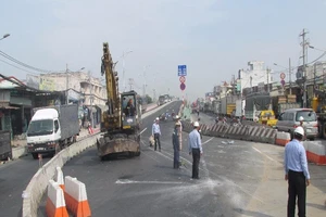 Chính thức thông xe một nhánh trên cầu vượt Gò Mây