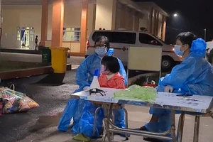 Video: Một ngày trong khu cách ly ở Bình Dương