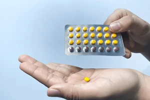 Dùng thuốc tránh thai lâu dài có gây đột quỵ?