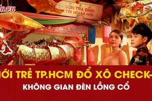 Giới trẻ đổ xô check-in không gian đèn lồng cổ giữa lòng TP.HCM