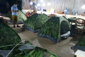 Một DN sản xuất đồ gỗ tại Bình Dương sắp xếp cho toàn bộ công nhân ở tại công ty theo phương án "3 tại chỗ". Ảnh: LÊ ÁNH