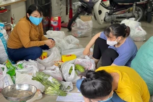 Các phường nói về việc bị 'bom hàng' khi đi chợ hộ