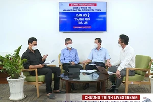 Chương trình livestream được phát sóng ngày 26-11. Ảnh: NGUYỄN HIỀN