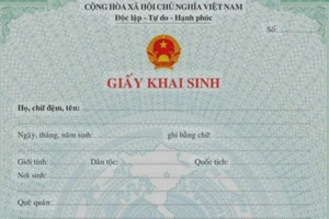 Mẹ đơn thân làm sao để thêm tên cha vào giấy khai sinh cho con?