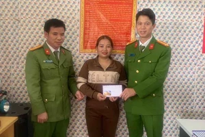 Không trả tiền chuyển nhầm vì nghi lừa đảo qua mạng