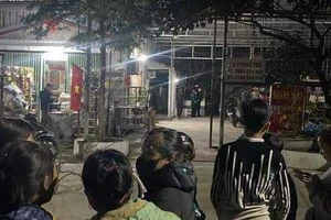 Sát hại người đang ngồi ăn tối cùng vợ cũ