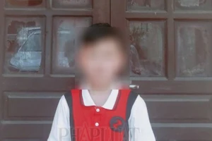 Thực hư thông tin bé trai 7 tuổi bị mẹ, bà ngoại bỏ rơi ở trụ sở UBND xã