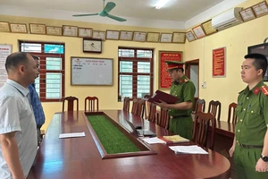 2 người ở Chi cục Chăn nuôi và Thú y Bắc Kạn thu phí kiểm dịch trâu, bò giá cao để bỏ túi