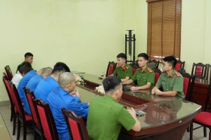 Khởi tố 6 bị can trong vụ thông tin sai sự thật 'nữ công nhân lây HIV cho nhiều người'