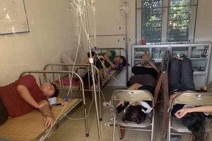 Vụ ngộ độc tập thể ở Phú Thọ: Công ty cung cấp suất ăn bị phạt 180 triệu đồng