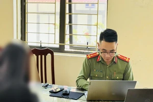 Làm việc với người đăng tin sai sự thật vụ thiếu nữ 15 tuổi bị xâm hại