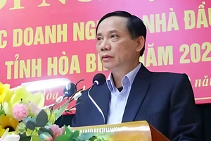 Chủ tịch tỉnh Hòa Bình có đơn xin nghỉ hưu trước tuổi