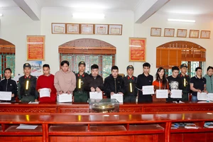 Hành trình truy bắt nhóm lừa bán ô tô hải quan thanh lý hoạt động ở Campuchia