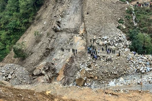 Sạt lở khi thi công thủy điện ở Lai Châu, 5 người tử vong