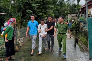 Án mạng từ chuyện giành ghế ở quán ăn 