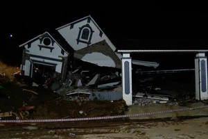 Sạt lở đất trong đêm ở Lào Cai, 2 mẹ con tử vong