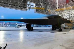 Hình ảnh phác họa mới của máy bay ném bom tàng hình B-21.