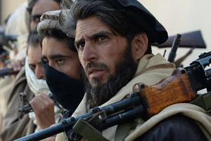 Nga lo ngại chuyện Taliban có trong tay số lượng vũ khí ‘khổng lồ’