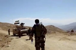 Lực lượng NRF canh gác ở thung lũng Panjshir.