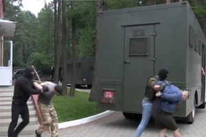 Tổng cục An ninh Liên bang Nga cáo buộc Mỹ hợp tác với Ukraine để thực hiện kế hoạch mờ ám nhằm bắt giữ hơn 30 công dân nước này.