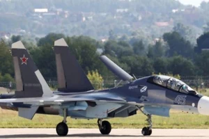 Một chiếc máy bay chiến đấu Sukhoi Su-30 tại buổi triển lãm hàng không MAKS 2017 ở ngoại ô Moscow, Nga vào ngày 18-7-2017.