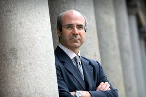 Bộ Ngoại giao Anh đã đưa ra cảnh báo với nghị sĩ David Alton cùng ba nhà vận động nhân quyền khác không đi đến các nước có hiệp ước dẫn độ với Trung Quốc.