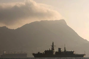 Tàu chiến của lực lượng Hải quân Hoàng gia Anh.